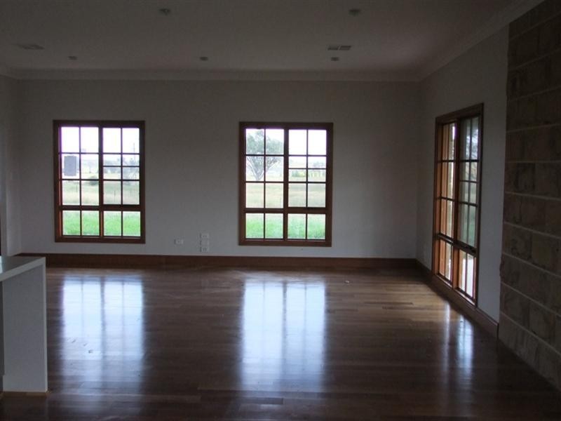 23 Terminus Street, Blayney NSW 2799