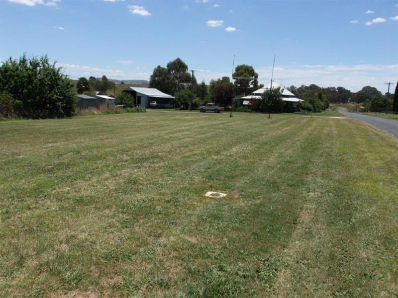 6 Templar Street, Blayney NSW 2799