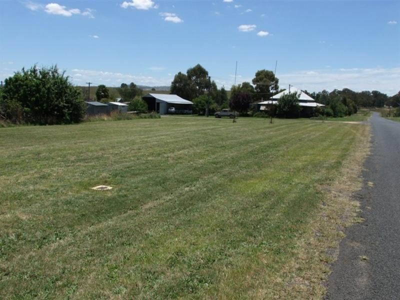 6 Templar Street, Blayney NSW 2799