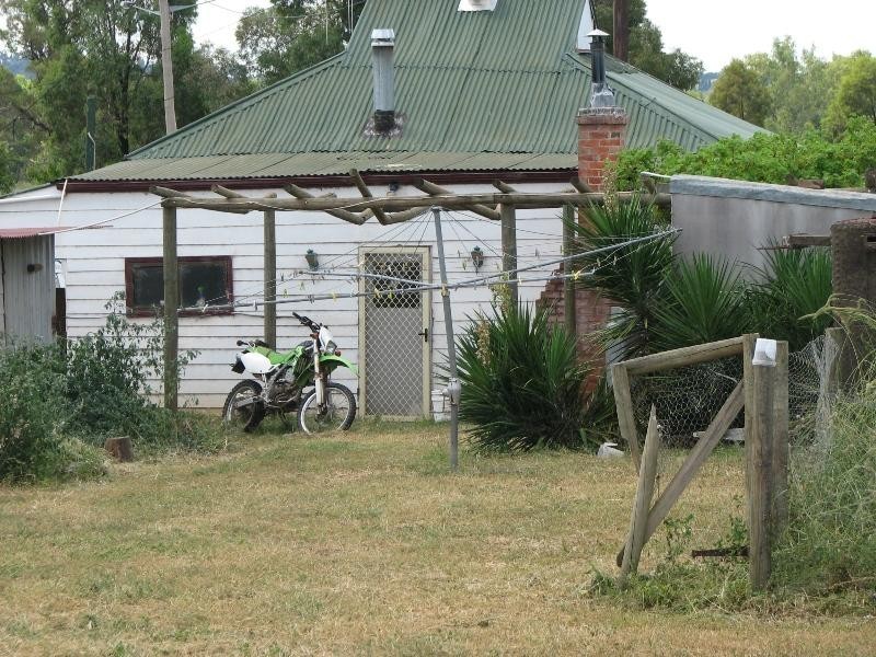 26 – 28 Main Street, Gooloogong NSW 2805