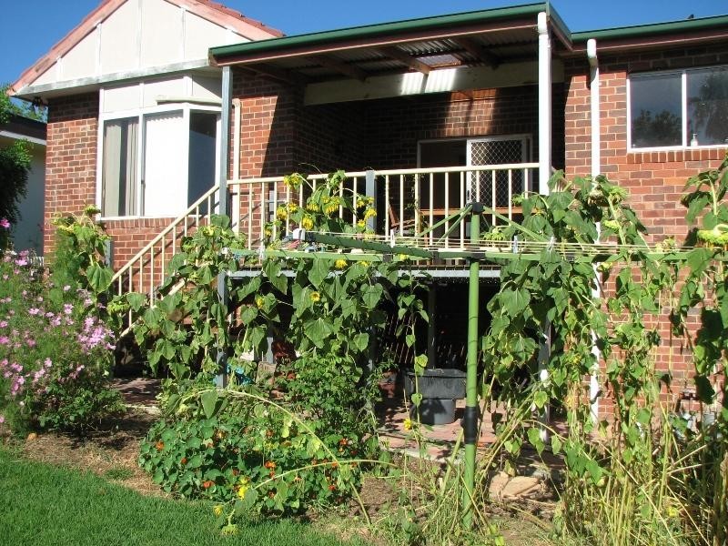 14 Lachlan Street, Cowra NSW 2794