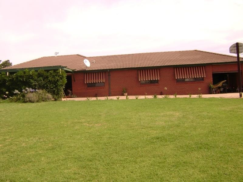 1580 Reg Hailstone Way, Woodstock NSW 2793