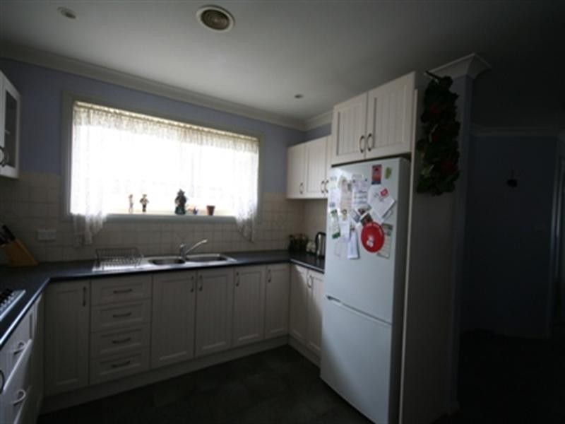 6 Brennan Crescent, Oberon NSW 2787