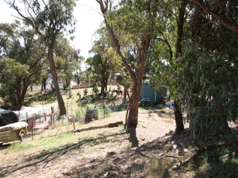 83 Marks Crescent, Oberon NSW 2787