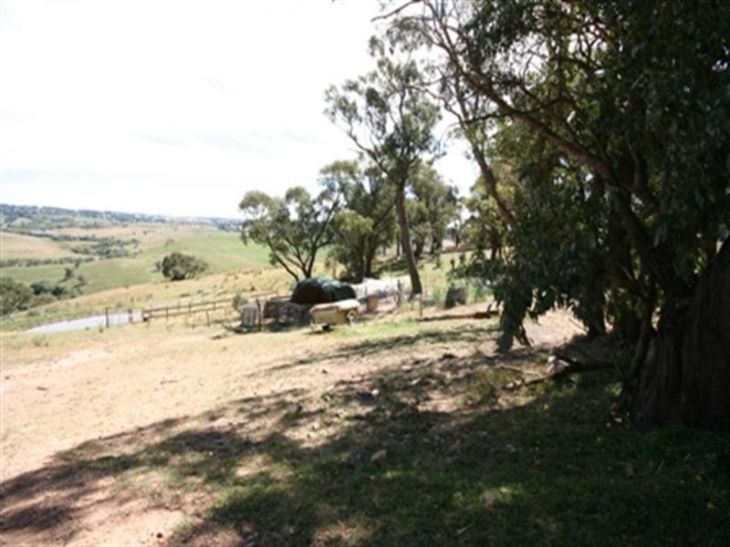 83 Marks Crescent, Oberon NSW 2787