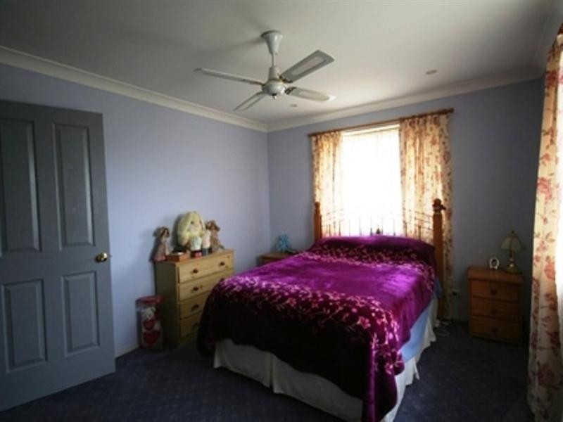 6 Brennan Crescent, Oberon NSW 2787