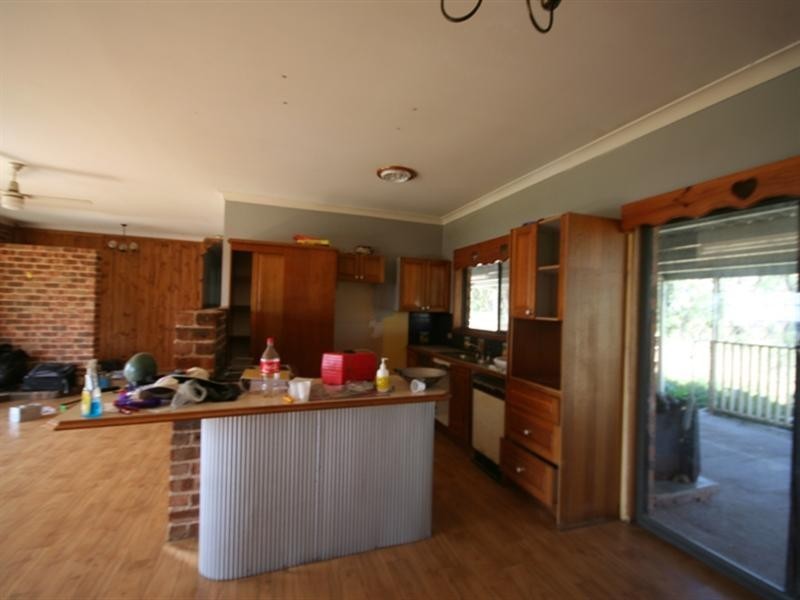 63 Marks Crescent, Oberon NSW 2787