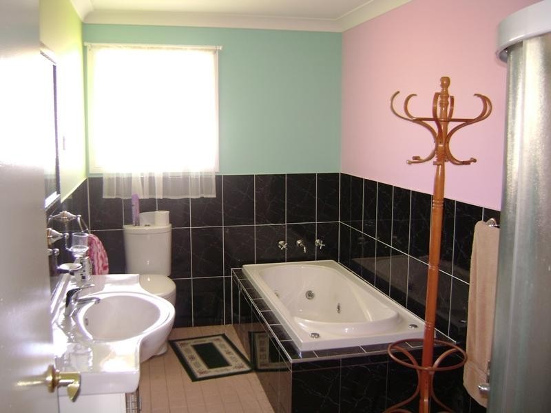 22 – 23 Trengove Road, Koorawatha NSW 2807