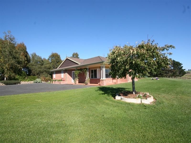 236 Harveys Road, Oberon NSW 2787