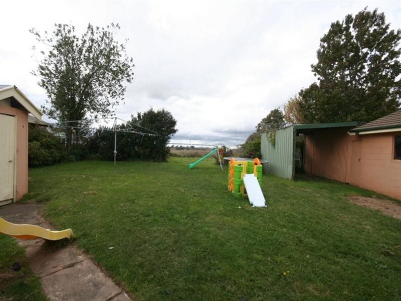 57 Scotia Avenue, Oberon NSW 2787