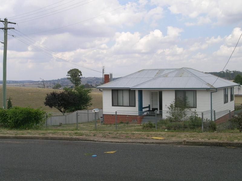 131 NORTH Street, Oberon NSW 2787