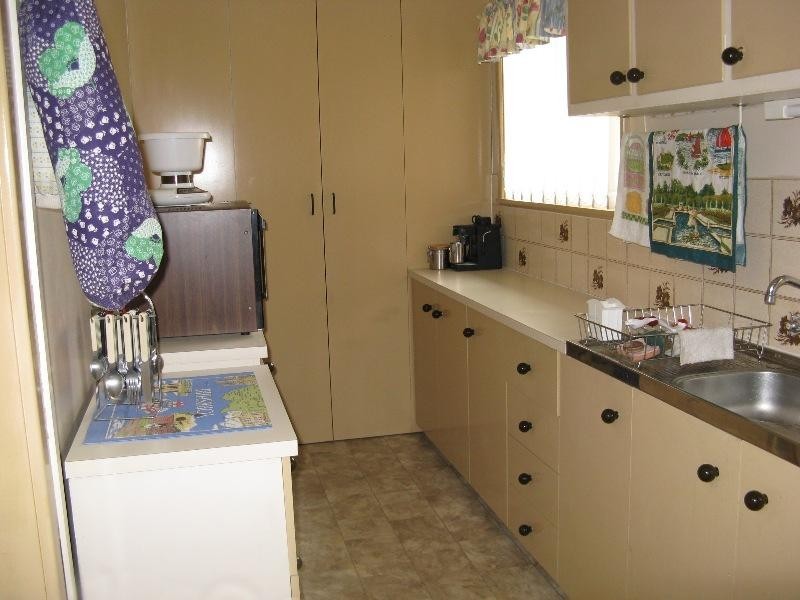 37 Redbank Street, Greenethorpe NSW 2809