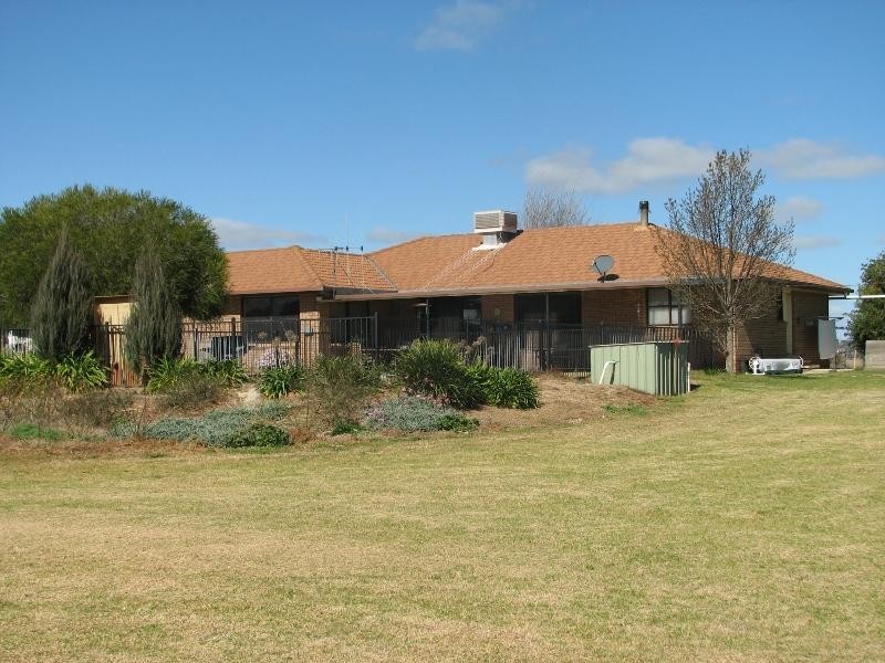 3249 Belubula Way, Canowindra NSW 2804