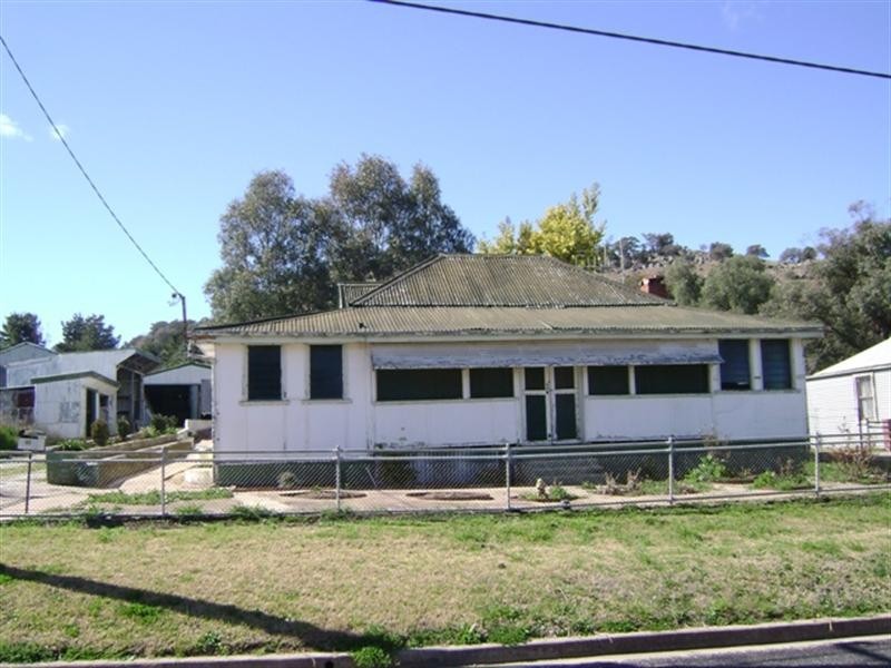 33 Main Street, Darbys Falls NSW 2793
