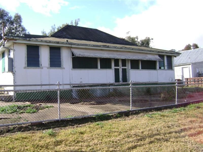 33 Main Street, Darbys Falls NSW 2793
