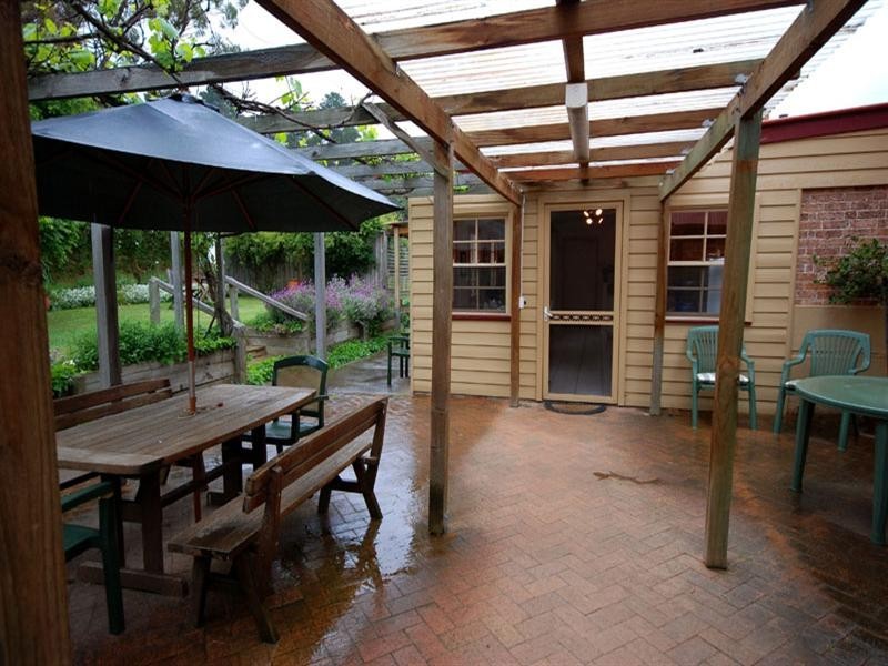 16 Bathurst Street, Rydal NSW 2790