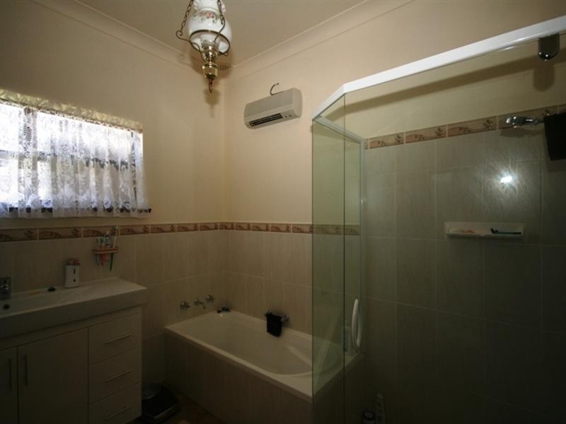 13 Cook Street, Oberon NSW 2787