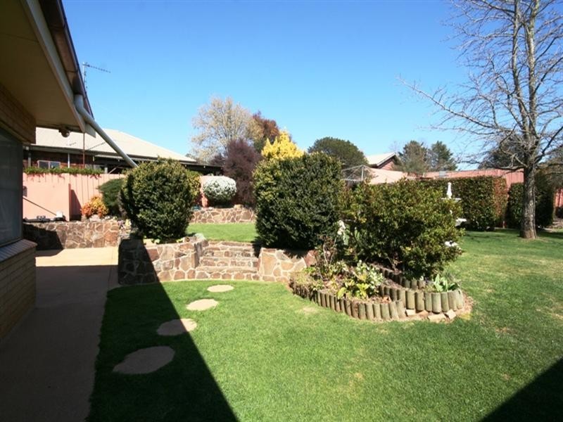 13 Cook Street, Oberon NSW 2787