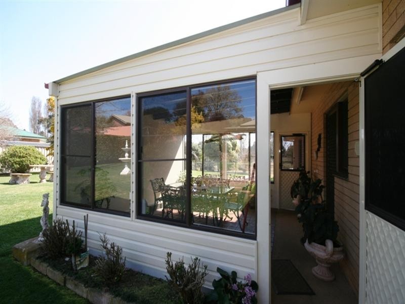 13 Cook Street, Oberon NSW 2787