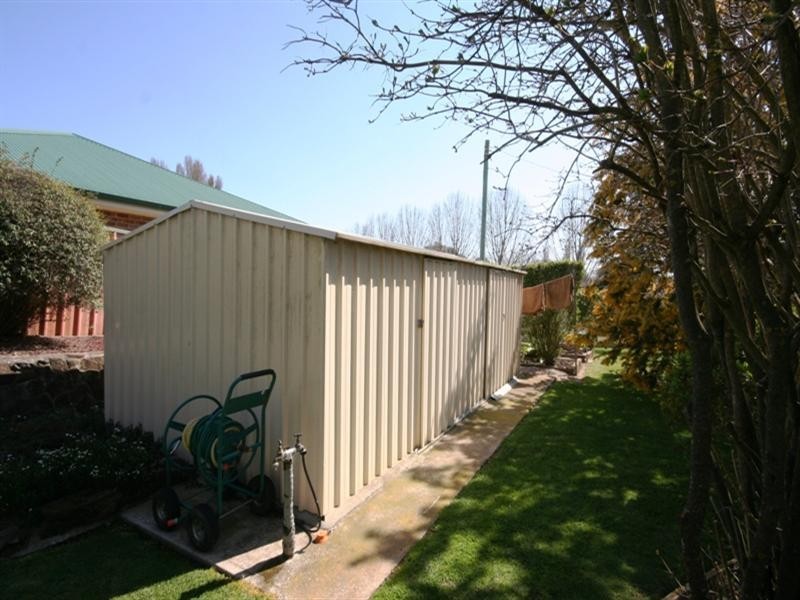 13 Cook Street, Oberon NSW 2787