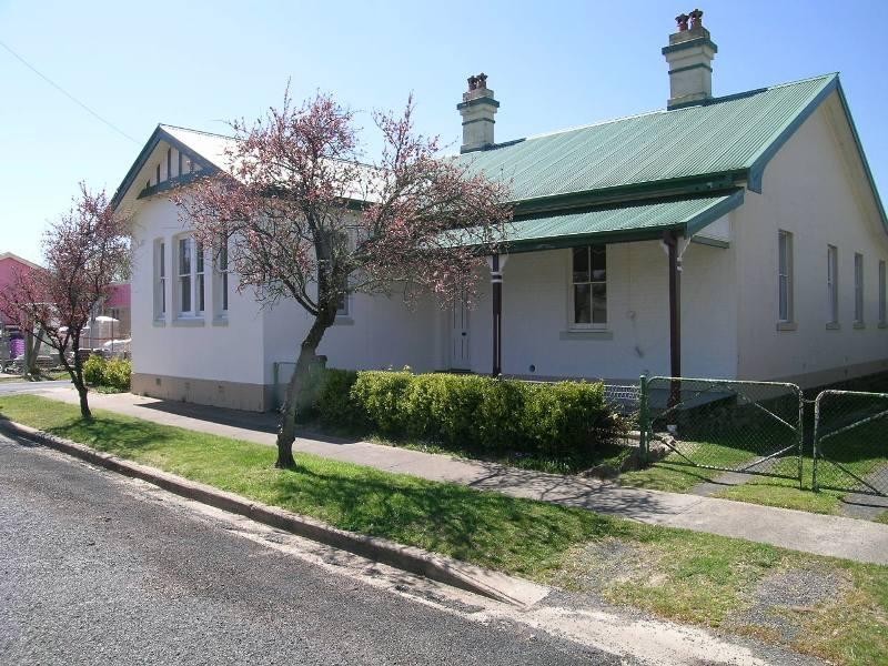 16 Raleigh Street, Oberon NSW 2787