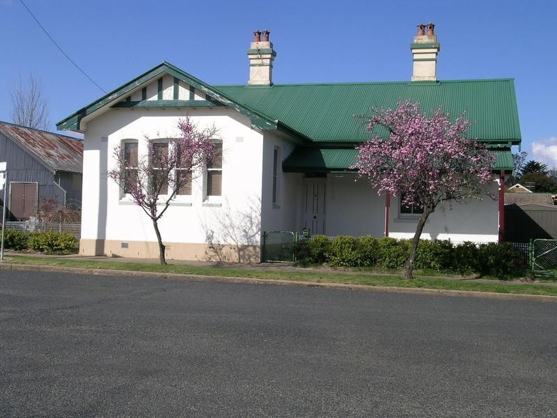 16 Raleigh Street, Oberon NSW 2787