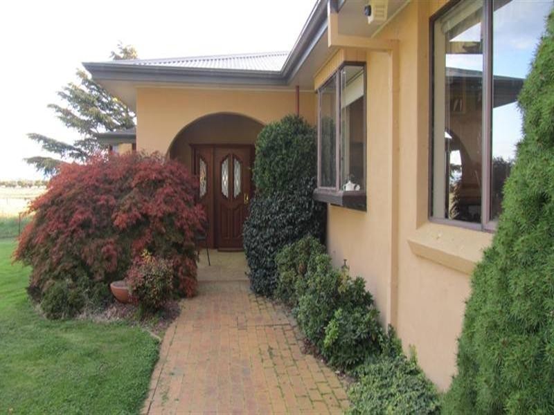 384 Eleven Mile Drive, Bathurst NSW 2795