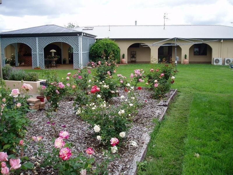 384 Eleven Mile Drive, Bathurst NSW 2795