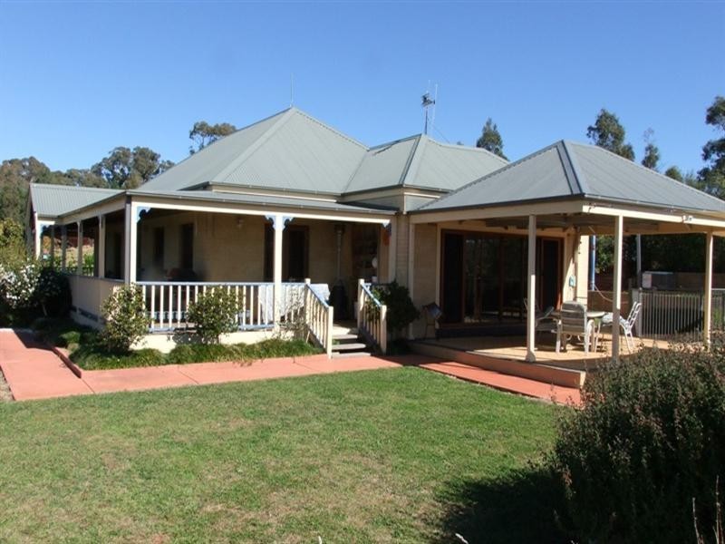 5 Acacia Place, Orange NSW 2800