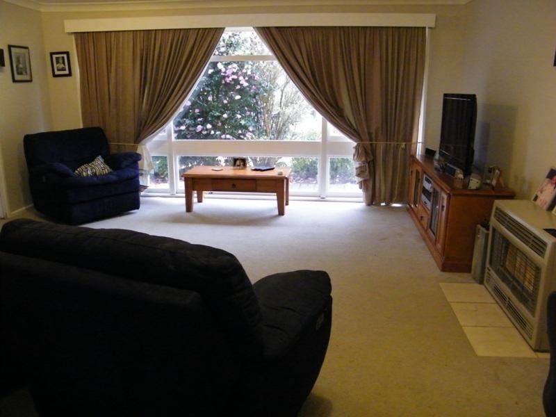 23 Blenheim Avenue, Oberon NSW 2787