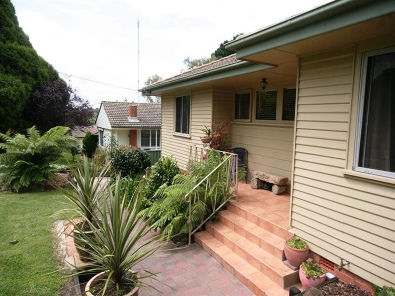 106 Dudley Street, Oberon NSW 2787