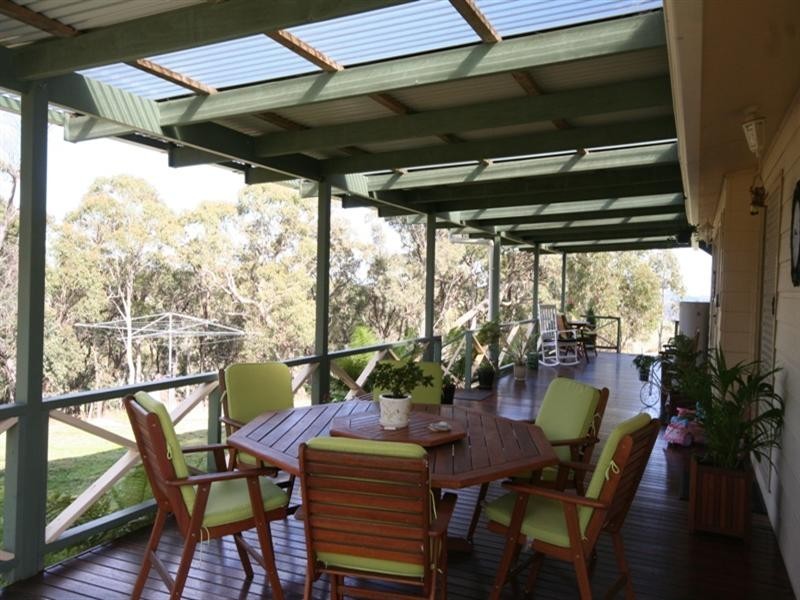 69 Marks Crescent, Oberon NSW 2787