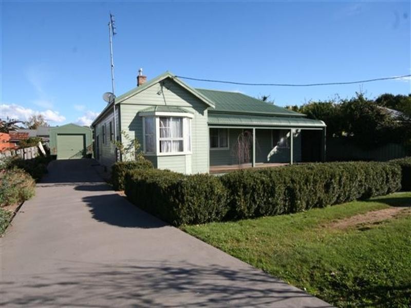 112 Queen Street, Oberon NSW 2787