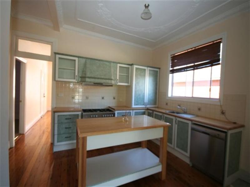 112 Queen Street, Oberon NSW 2787