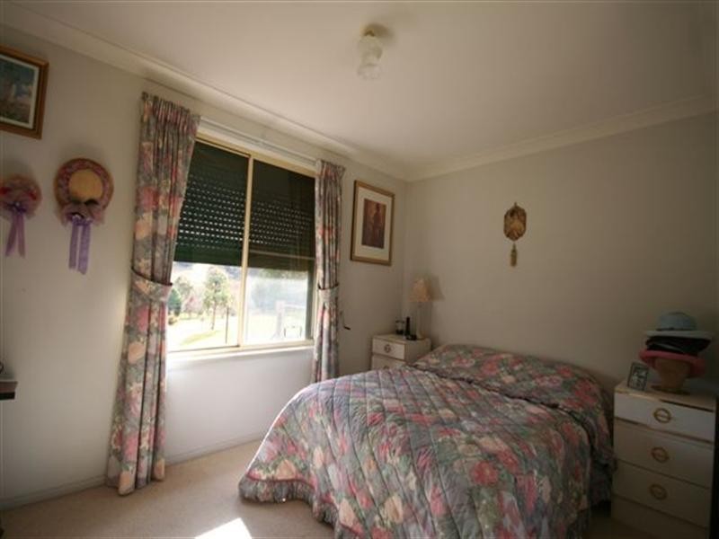 65 Shakespeare Close, Oberon NSW 2787