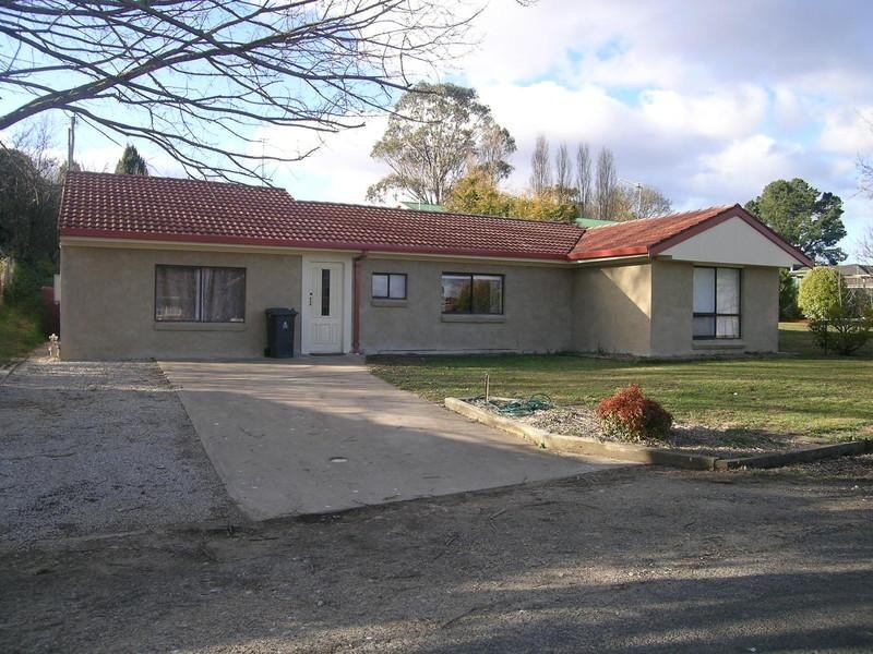 74 Queen Street, Oberon NSW 2787