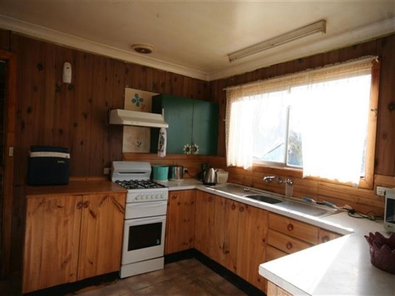 49 Jenolan Street, Oberon NSW 2787