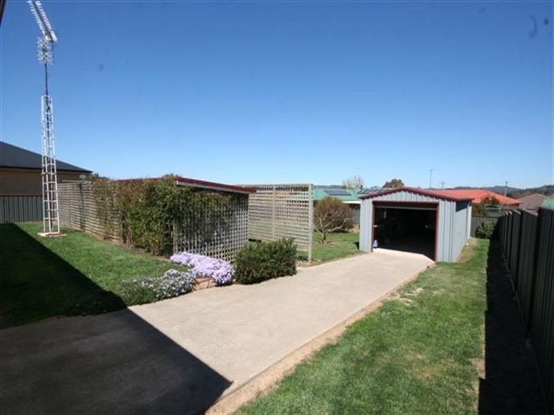 19 Brennan Crescent, Oberon NSW 2787