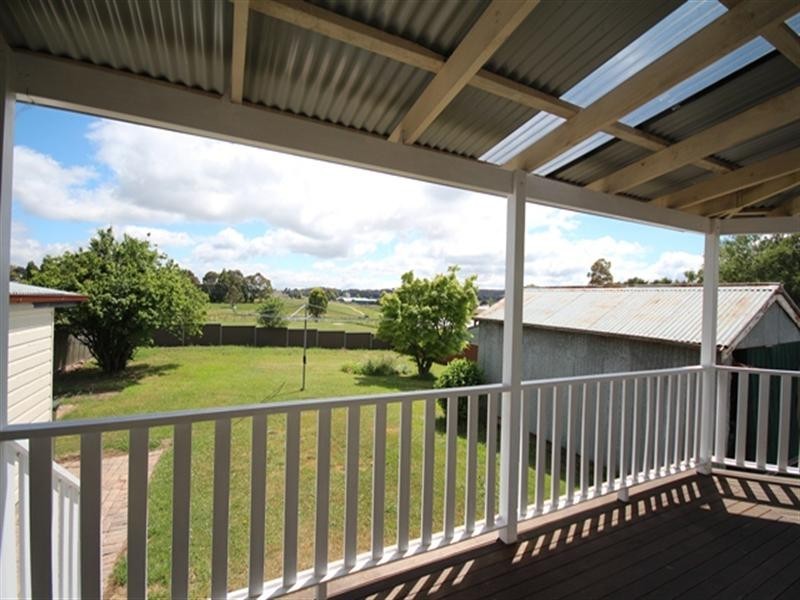 27 Dart Street, Oberon NSW 2787