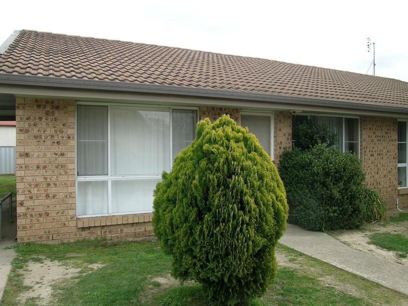 122D Queen, Oberon NSW 2787