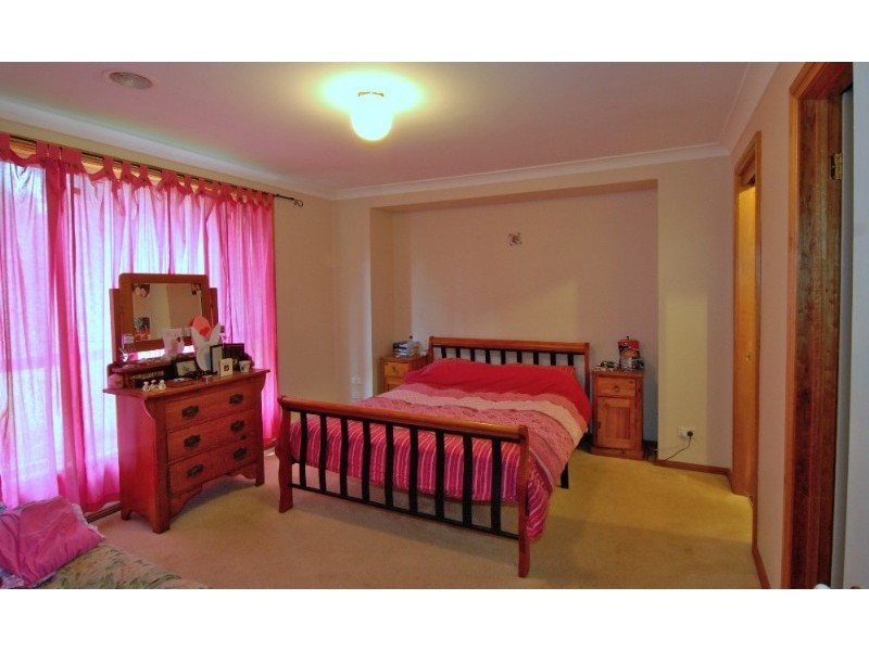 24 Magdala Street, Katoomba NSW 2780