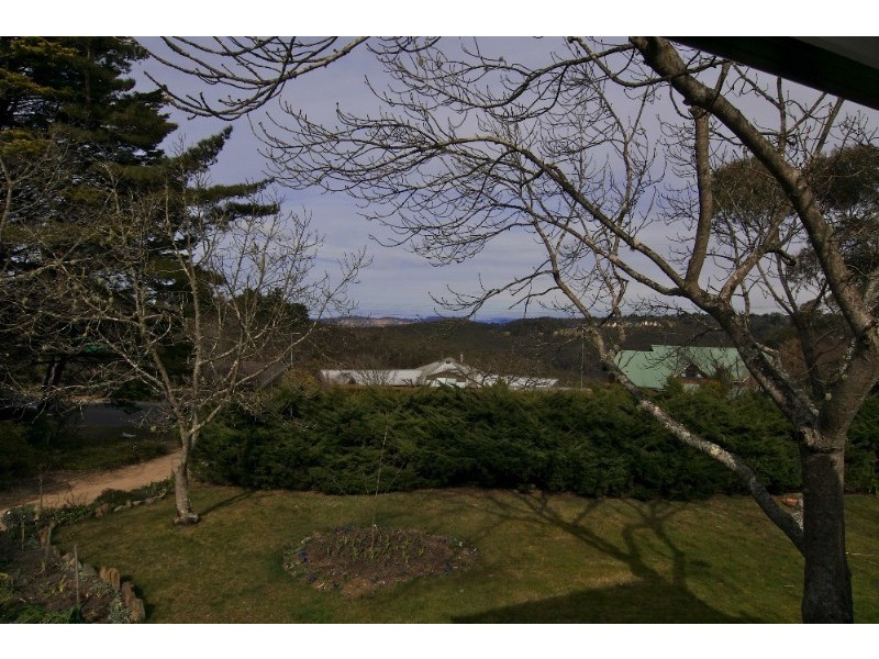 28 Valley Road, Wentworth Falls NSW 2782