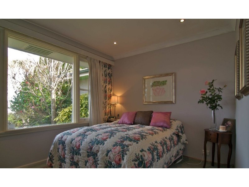 28 Valley Road, Wentworth Falls NSW 2782