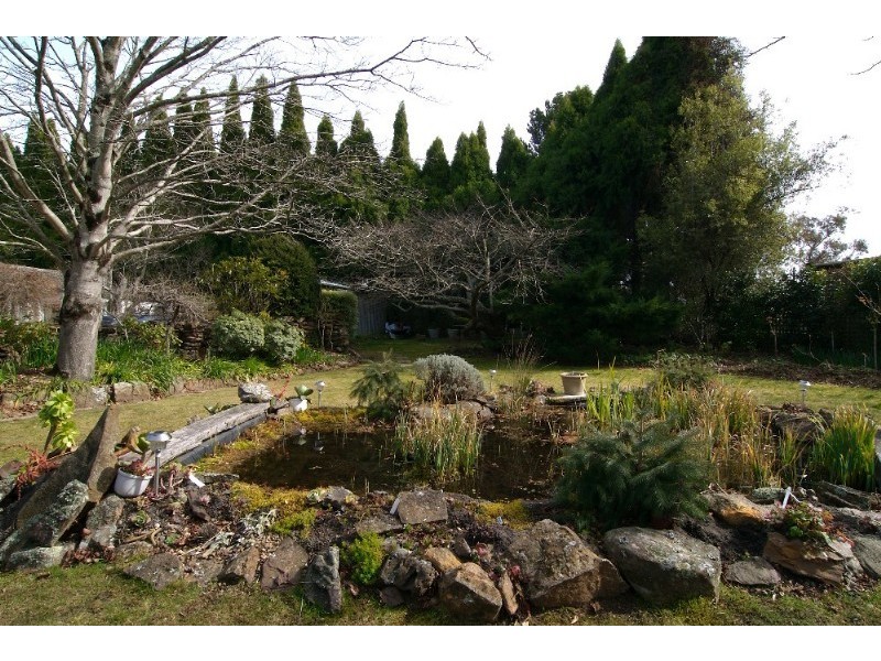 28 Valley Road, Wentworth Falls NSW 2782