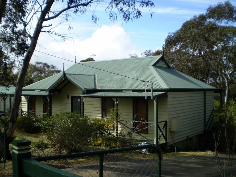 9 Seventh Avenue, Katoomba NSW 2780
