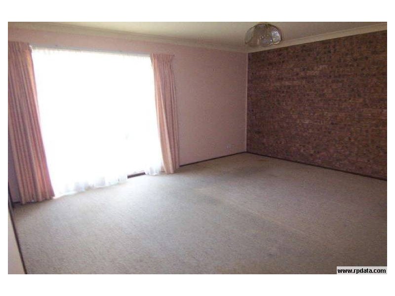 28 Henderson Road, Wentworth Falls NSW 2782