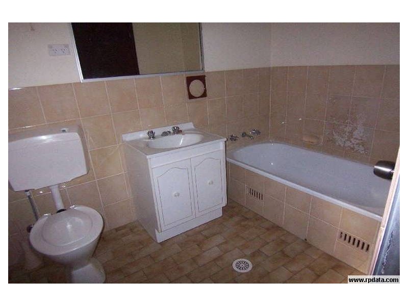 28 Henderson Road, Wentworth Falls NSW 2782