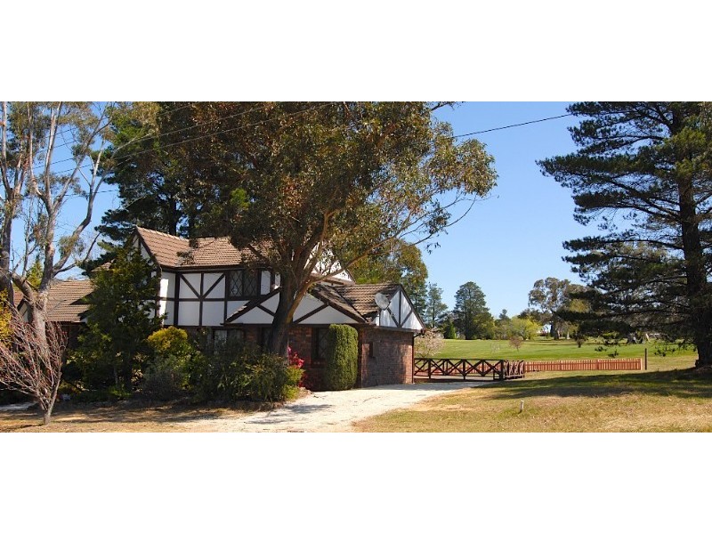 17 Sublime Point Road, Leura NSW 2780