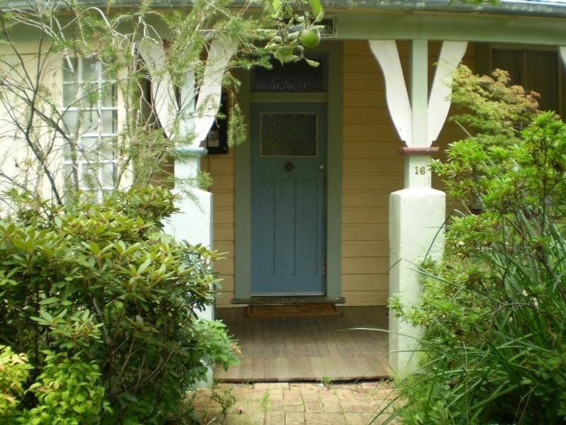 16 Stephens Street, Katoomba NSW 2780