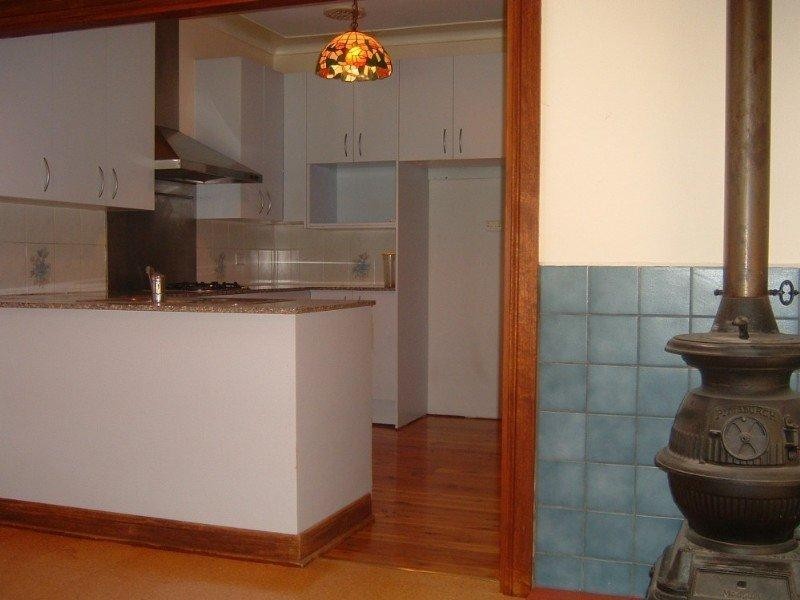 9 Gladstone Road, Leura NSW 2780